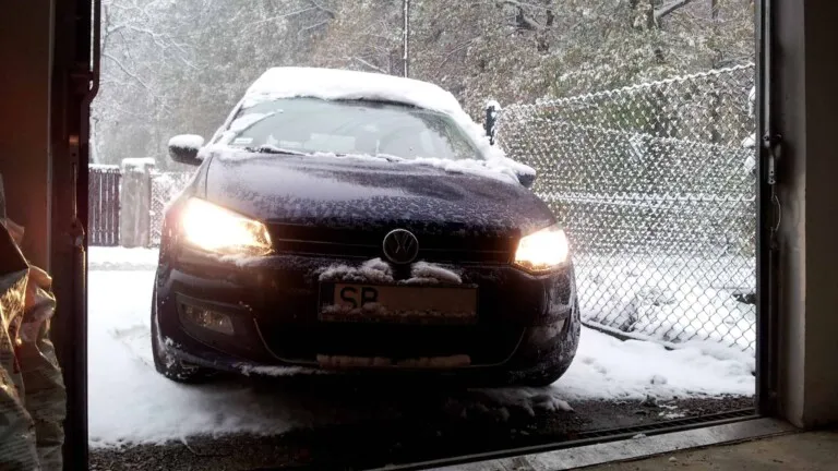 9300 km of mileage and the first day of winter.. :(