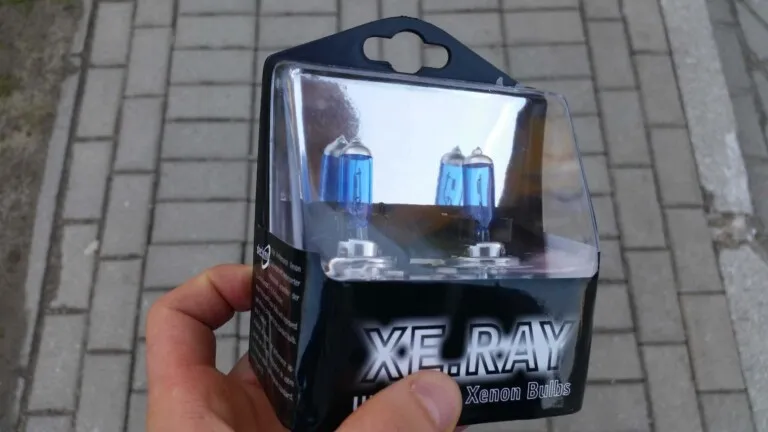 White H7 bulbs — Xenon Look ~4100k