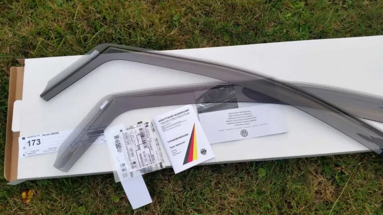 Door wind deflectors OEM