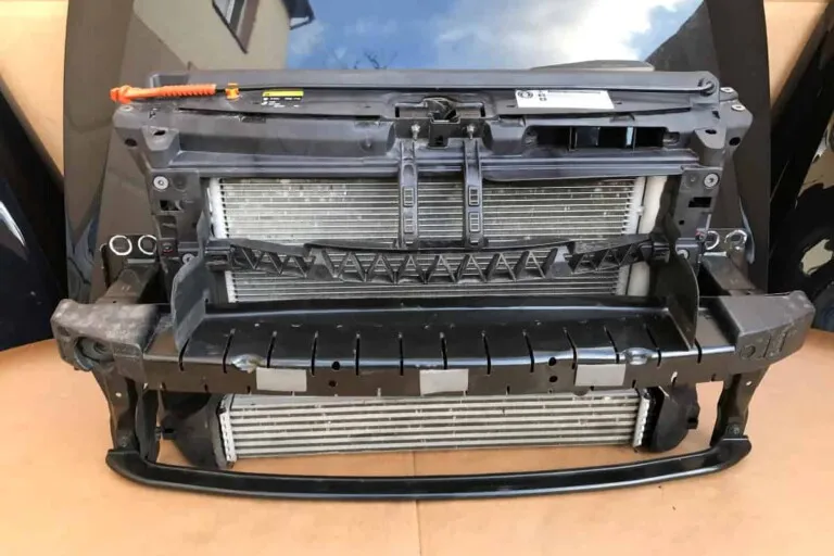 Kompletny pas przedni z 1.8 TSI (chłodnica, intercooler, wentylatory)