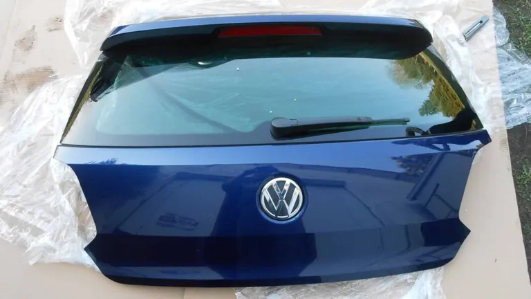 R-Line roof spoiler — Polo 6R R-Line / GTI / BlueGT/6C R-Line