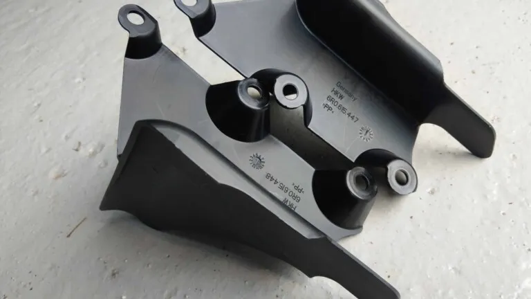 OEM front brake cooling air guides