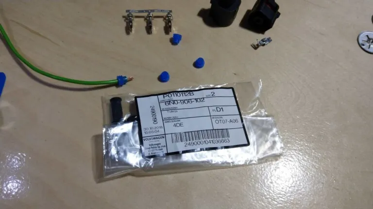 Heated Windscreen — necessary parts