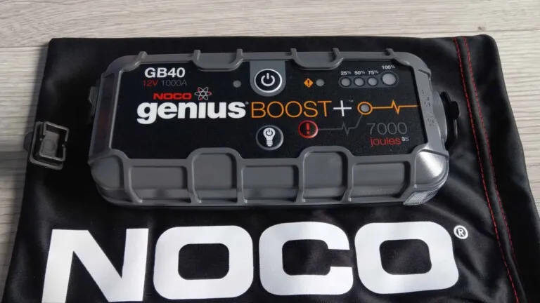 NOCO GB40 GENIUS BOOST+ JUMP STARTER 12V 1000A +  Protective Case GBC013
