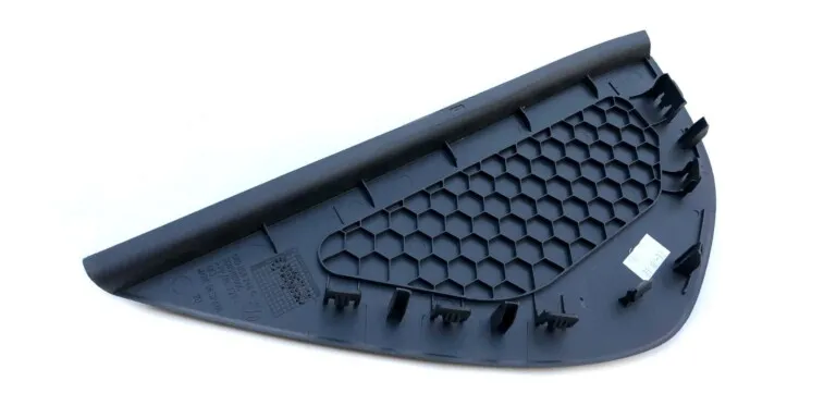 Demontaż wykończeń panelu deski rozdzielczej