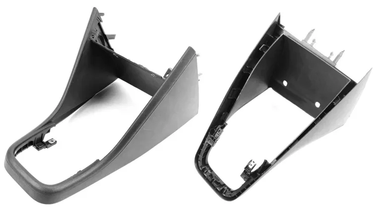 Removing centre console cover