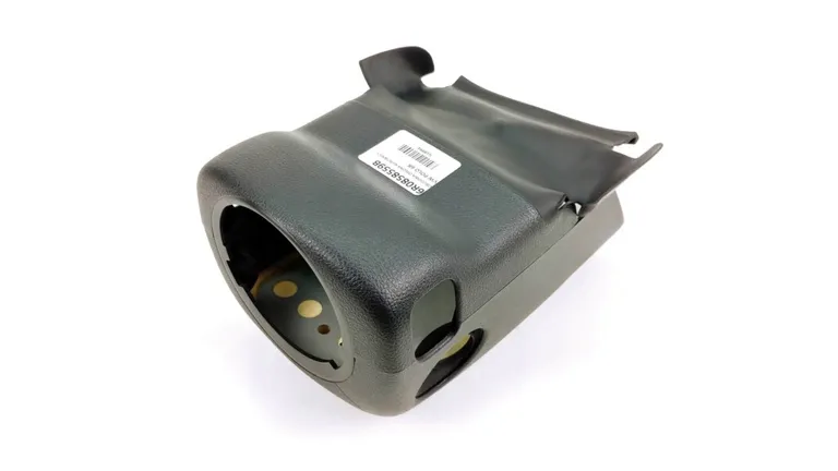 Zdejmowanie osłony kolumny kierownicy