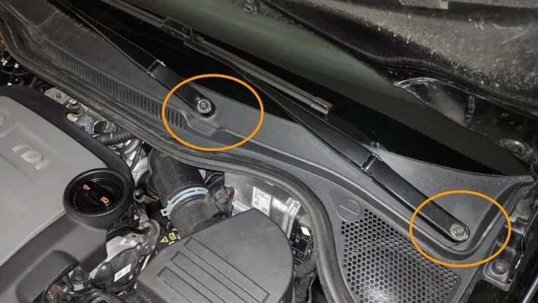 Demontaż ramion wycieraczek