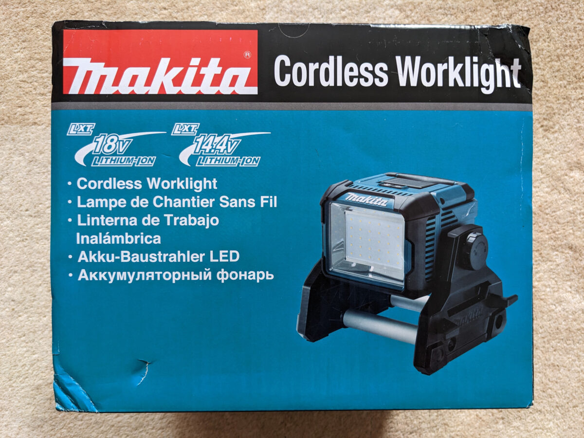 Makita DML811