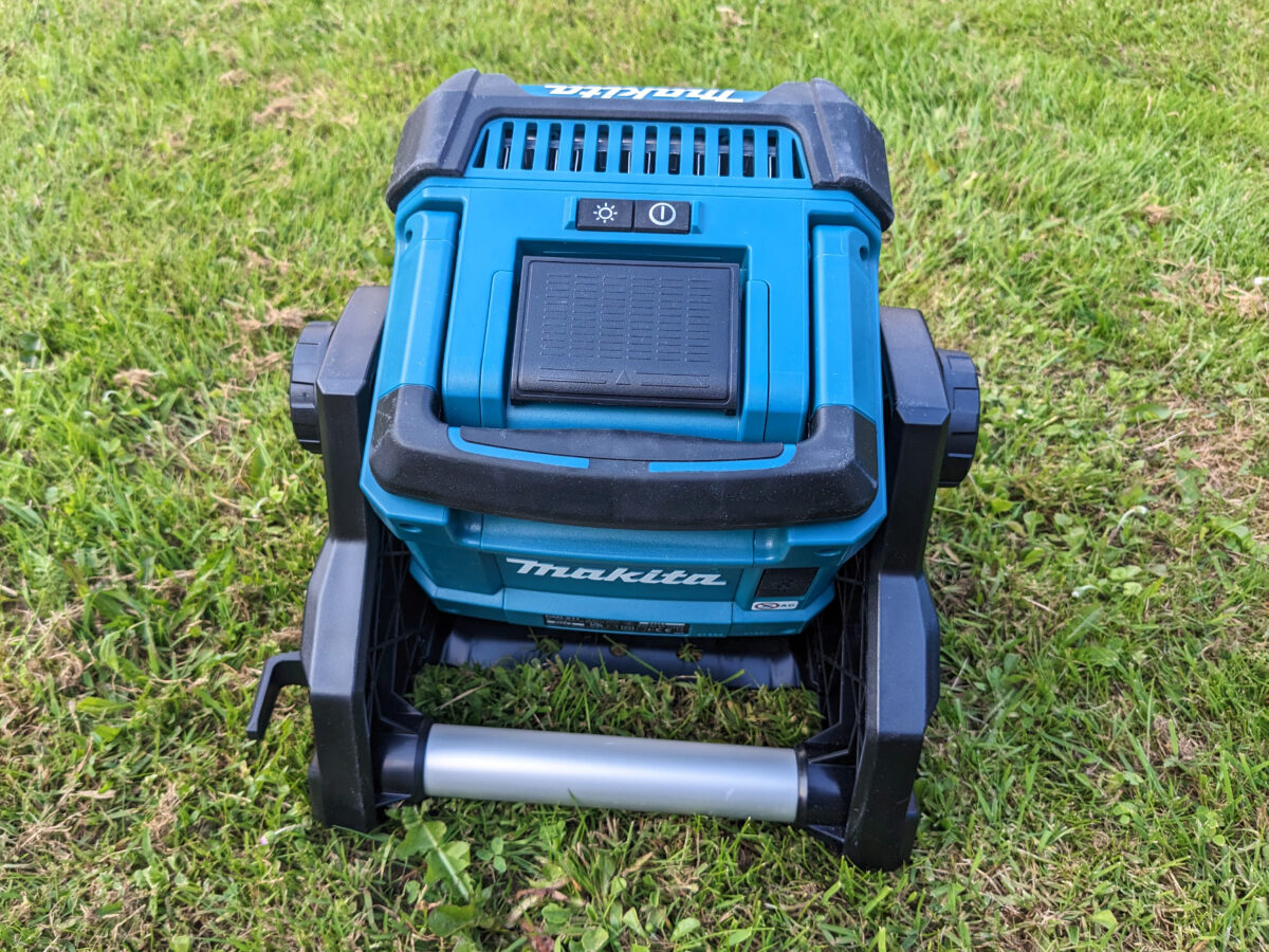 Makita DML811