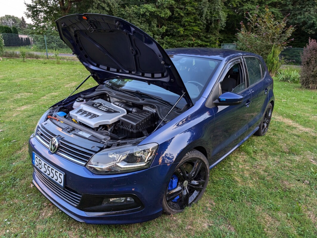 Engine compartment
